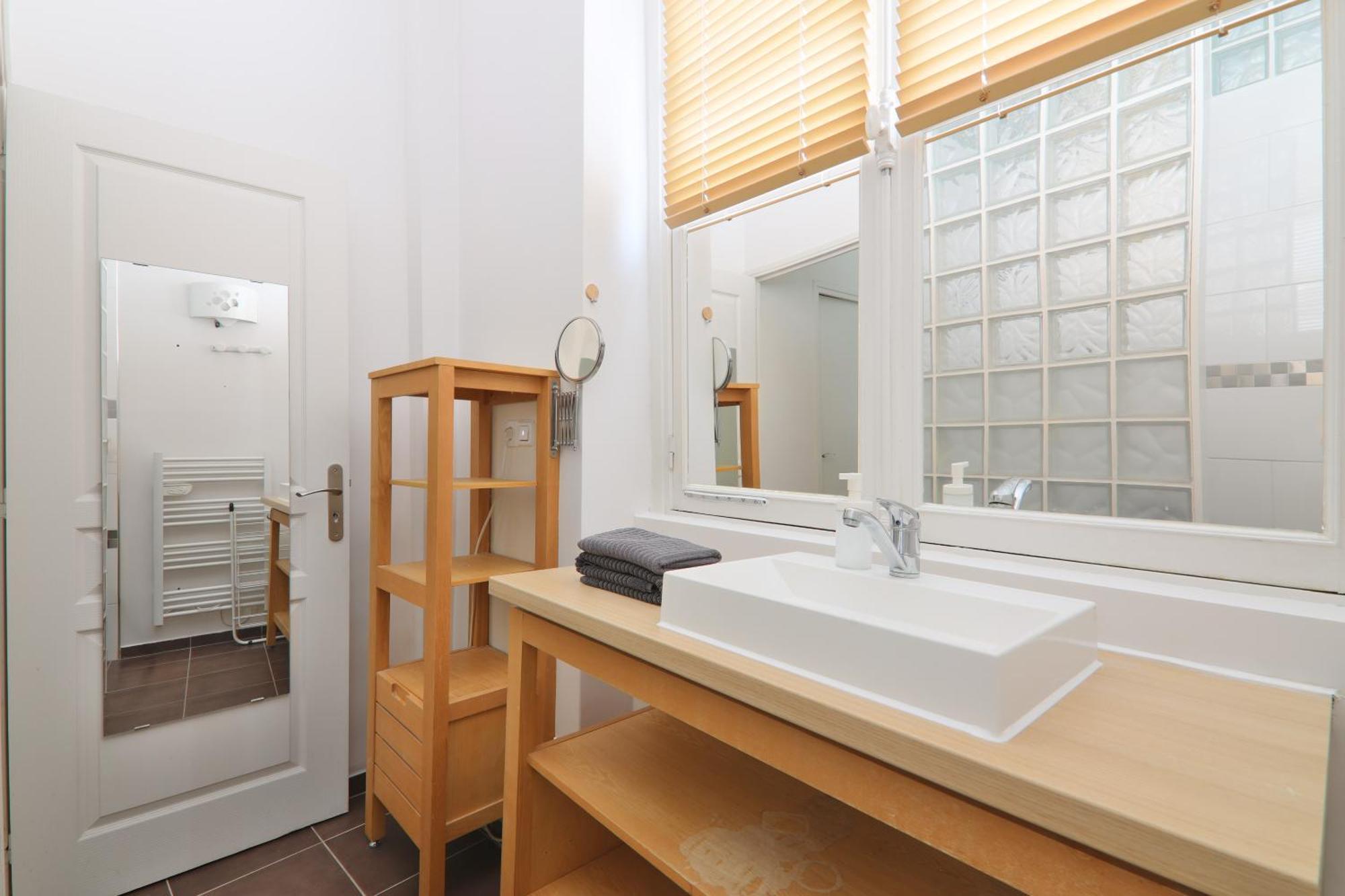Appartement Quartier Place Des Vosges Paris Ngoại thất bức ảnh